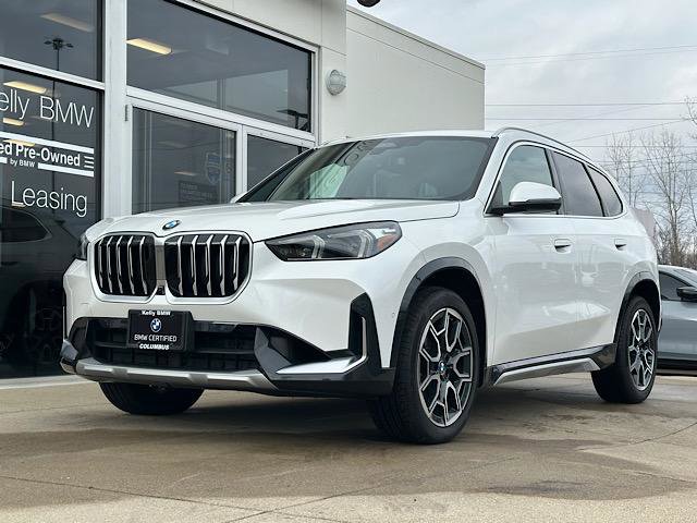 Certified 2025 BMW X1 xDrive28i w/ Premium Package image 3