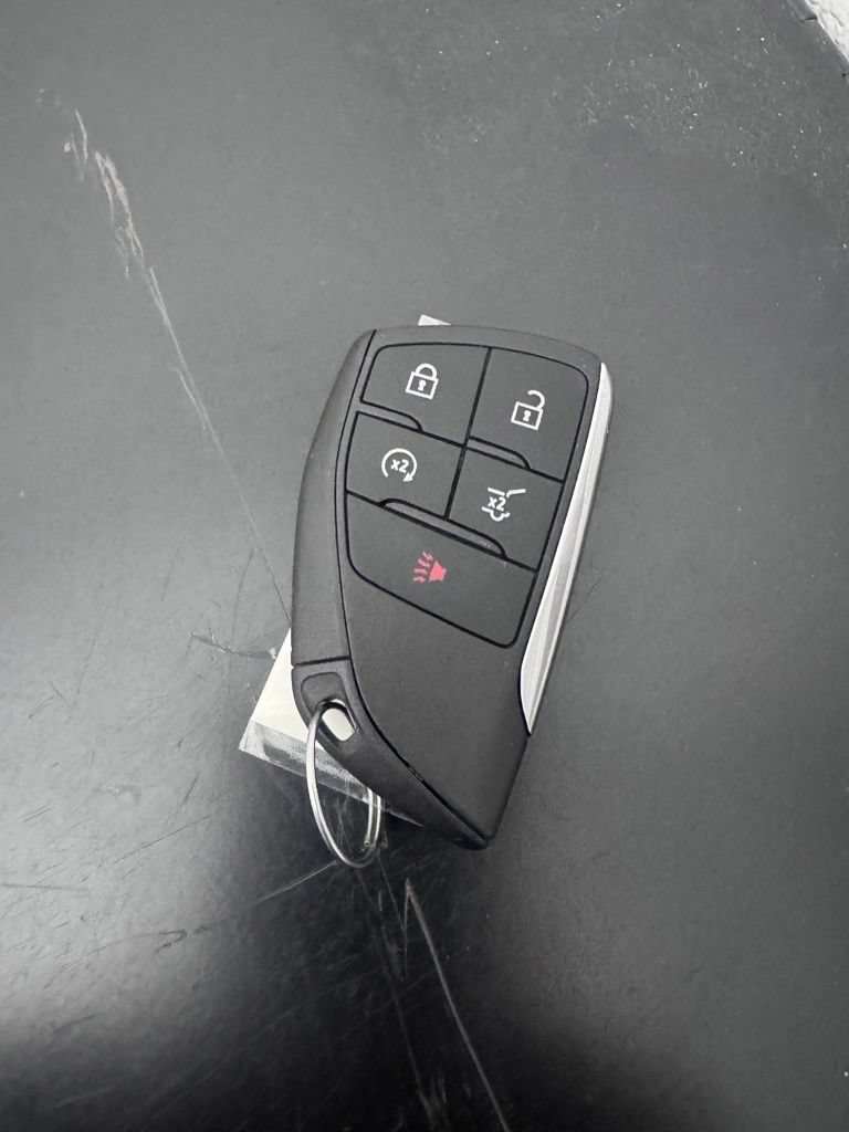 Used 2025 GMC Acadia AT4 w/ LPO, Floor Liner Package AWD/4WD image 68
