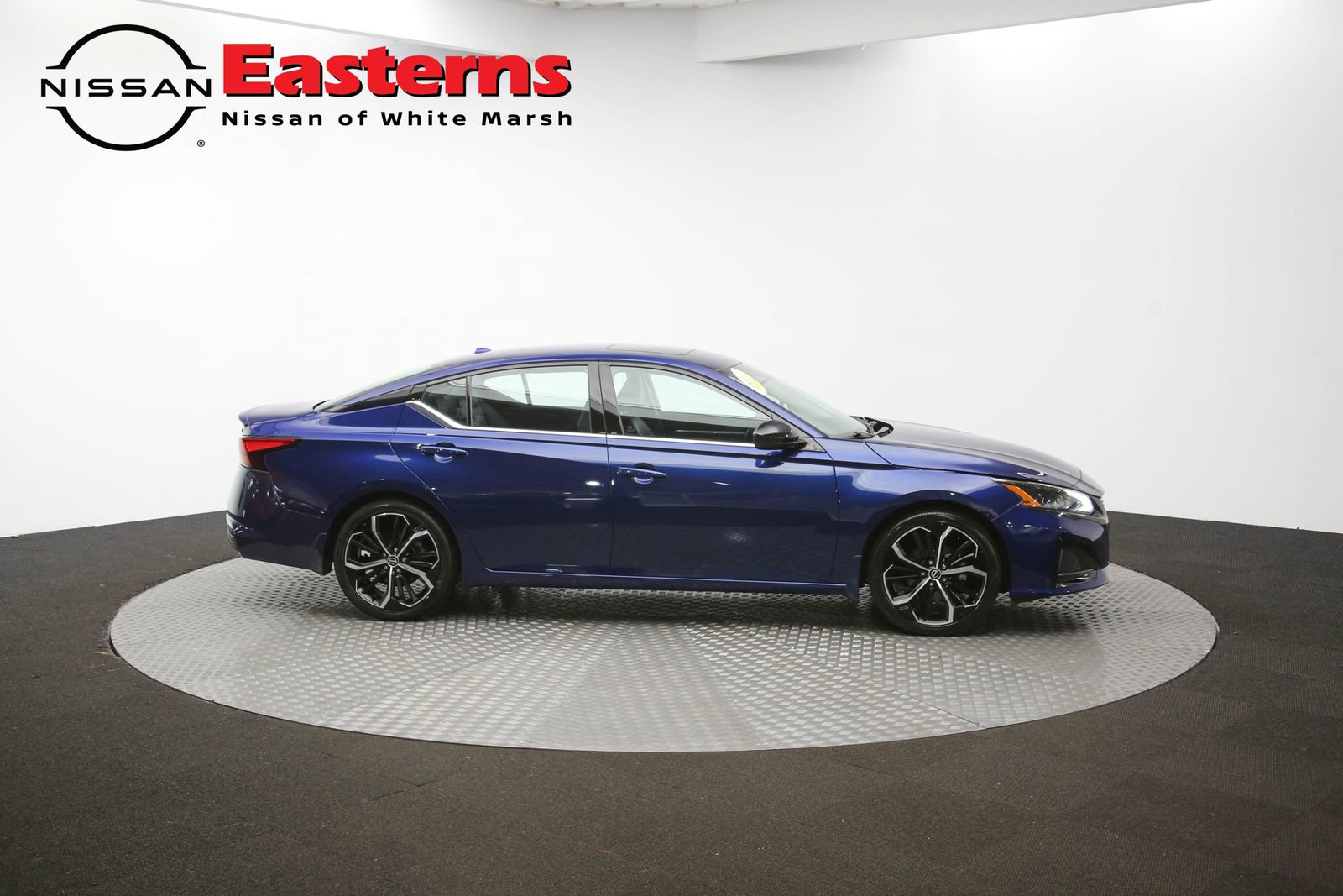 Used 2023 Nissan Altima 2.5 SR w/ SR Premium Package FWD image 43