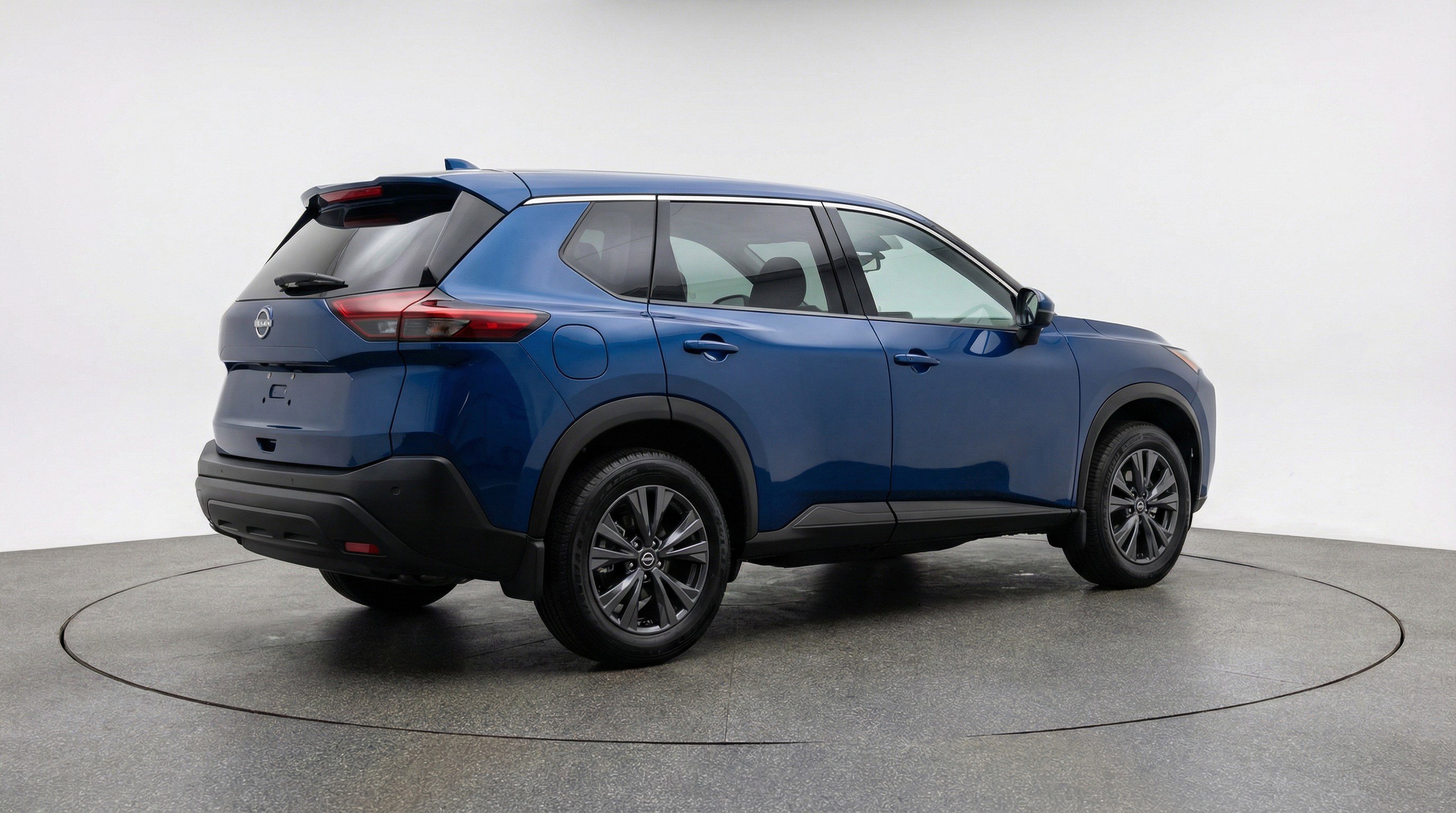 Used 2025 Nissan Rogue SV image 9