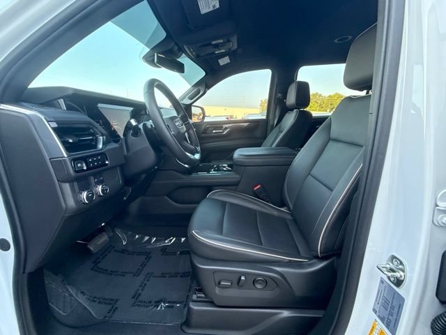 Used 2025 GMC Yukon XL Elevation RWD image 26