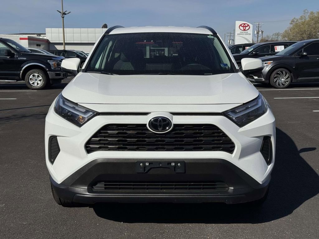 Used 2024 Toyota RAV4 XLE AWD/4WD image 25