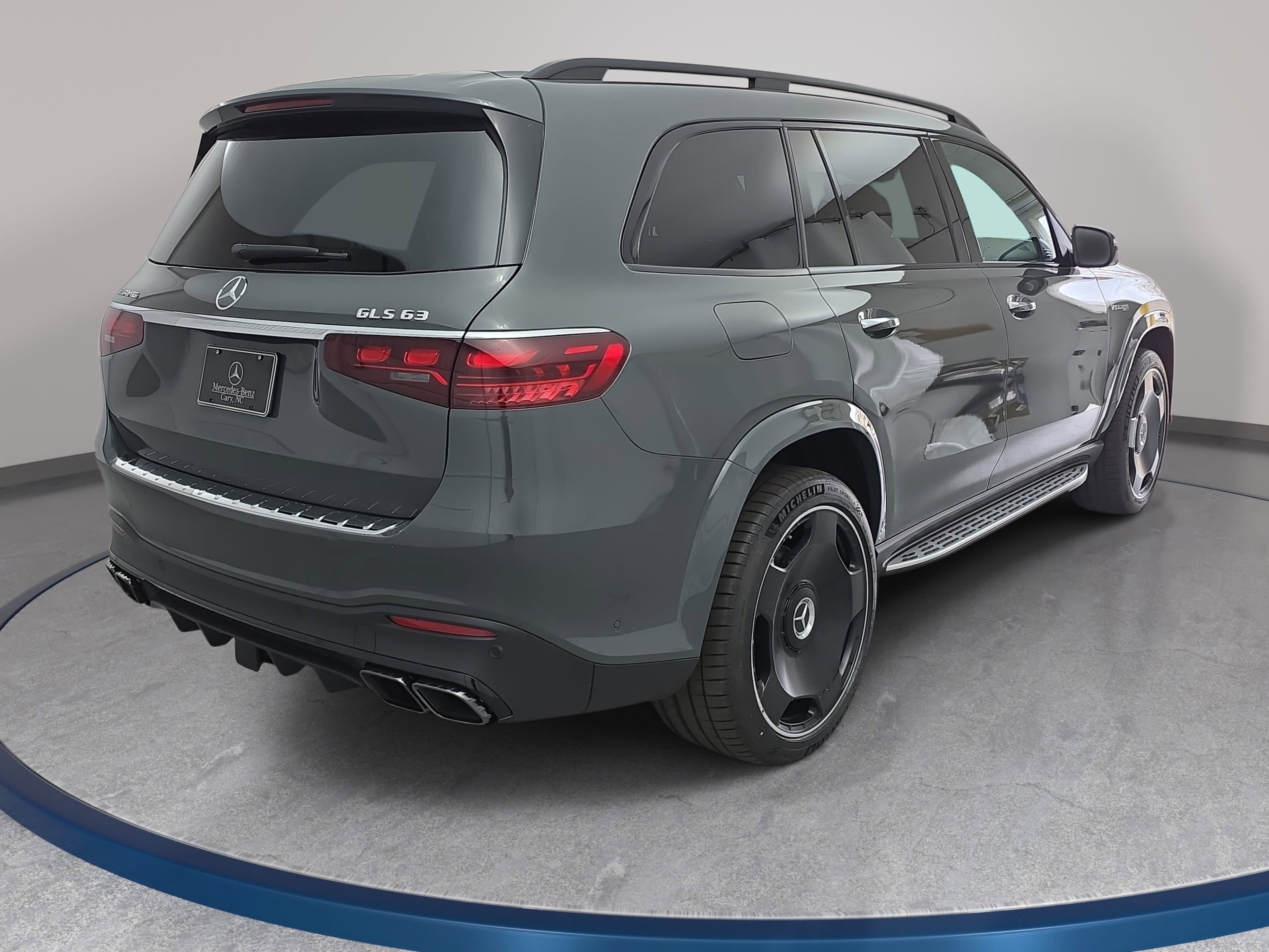 New 2026 Mercedes-Benz GLS 63 AMG 4MATIC image 5