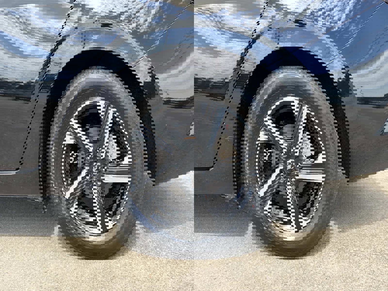 Used 2024 Nissan Sentra SV image 7