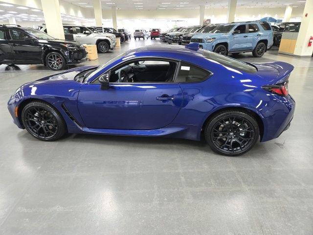 New 2026 Toyota GR86 Premium RWD image 3