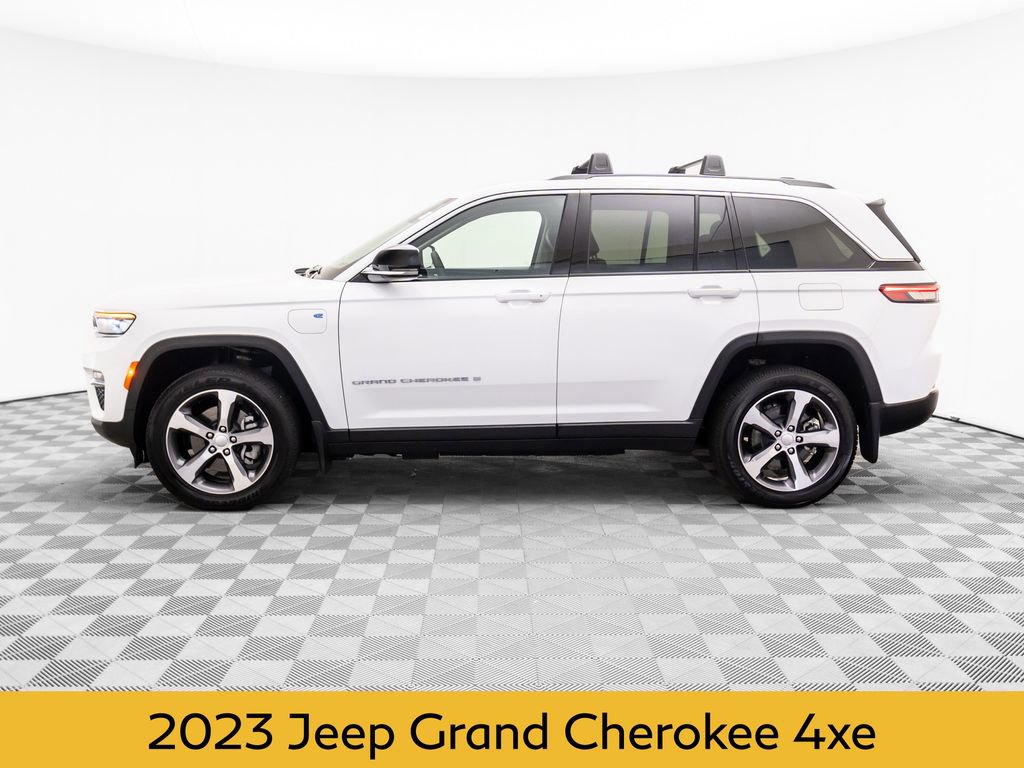 Used 2023 Jeep Grand Cherokee 4WD 4xe w/ MOPAR Finishing Package image 2