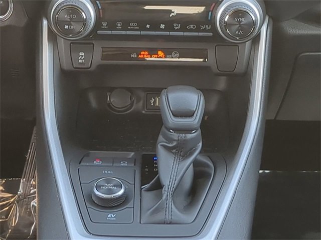 Certified 2025 Toyota RAV4 XLE image 19