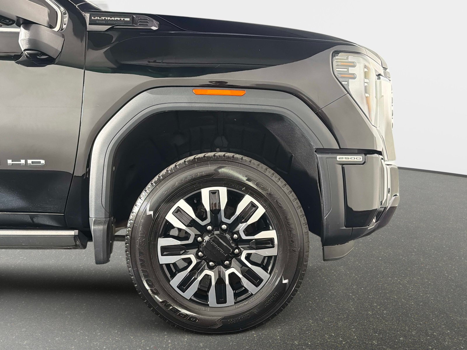 Used 2025 GMC Sierra 2500 Denali Ultimate AWD/4WD image 21