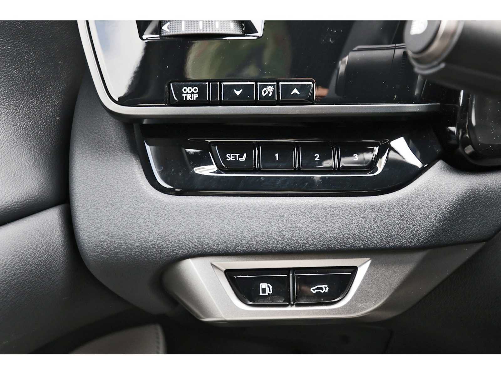 Used 2025 Lexus RX 350 Premium Plus w/ Accessory Package (Z1) FWD image 19