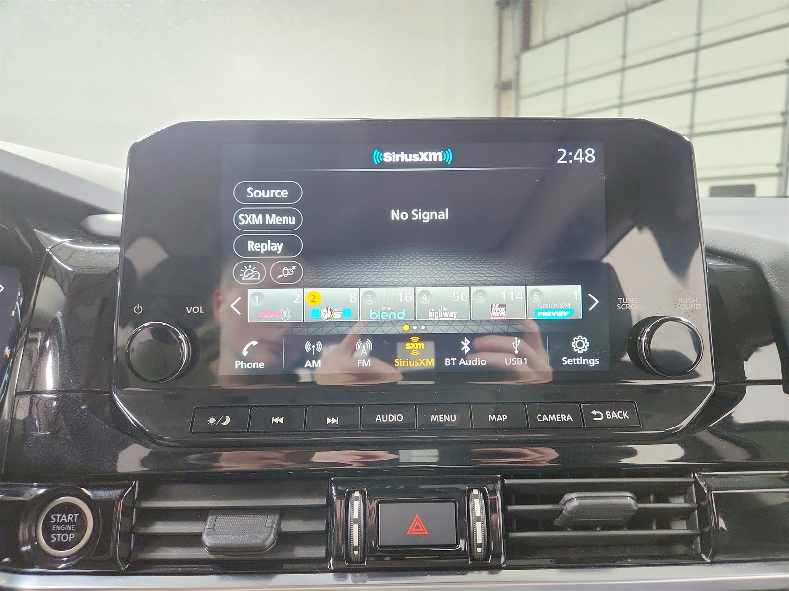 Used 2024 Nissan Pathfinder Platinum w/ Lighting Package (N93) image 29