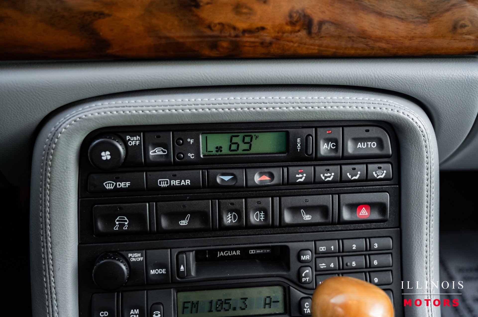 Used 2003 Jaguar XK8 Coupe image 22