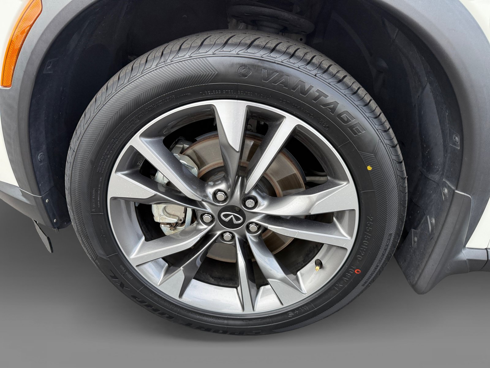 Used 2023 INFINITI QX60 Luxe w/ Vision Package AWD/4WD image 9