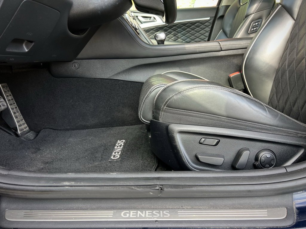 Used 2020 Genesis G70 3.3T w/ Prestige Package image 45