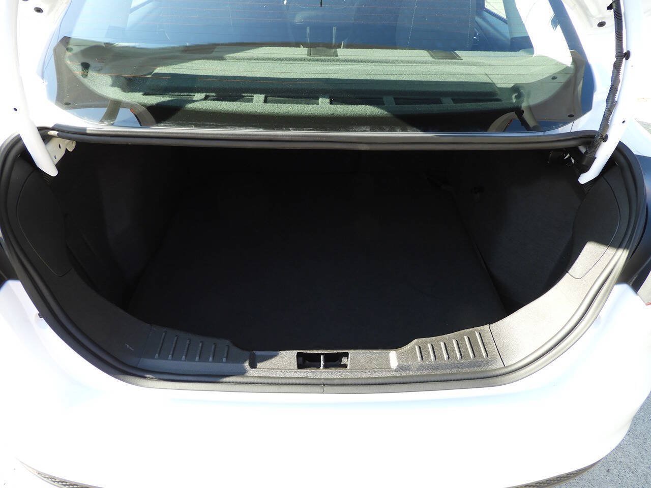 Used 2016 Ford Focus SE FWD image 23