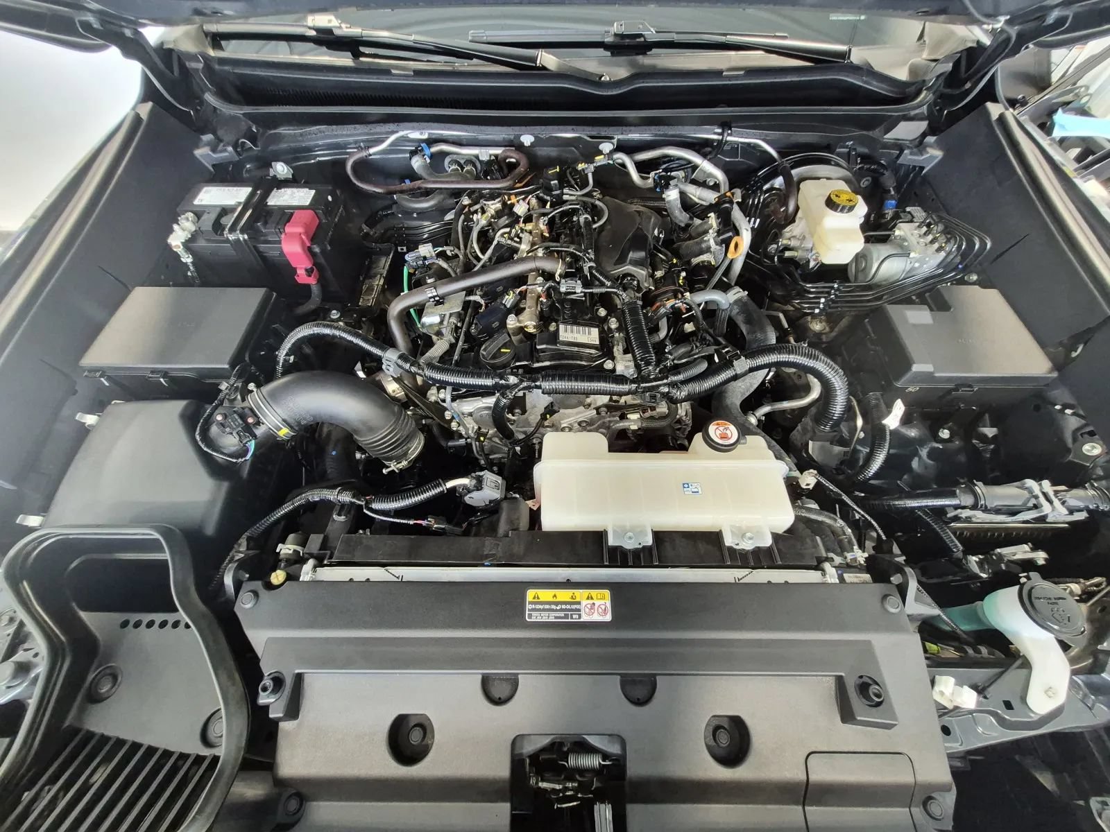 Used 2024 Toyota Tacoma SR AWD/4WD image 39
