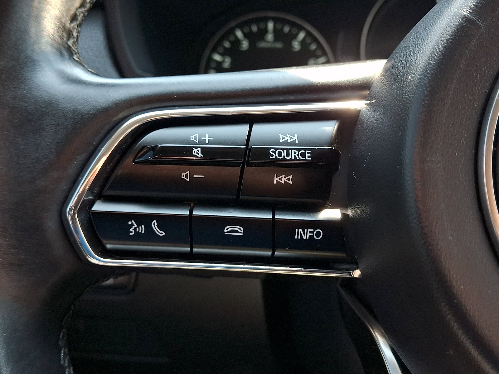 Certified 2024 MAZDA CX-90 3.3 Turbo w/ Preferred Package AWD/4WD image 24