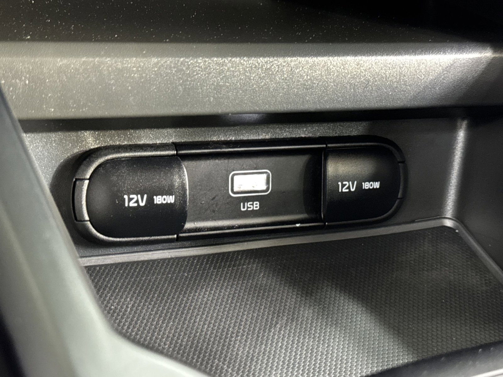 Used 2024 Kia Soul LX w/ Option Group 015 image 34