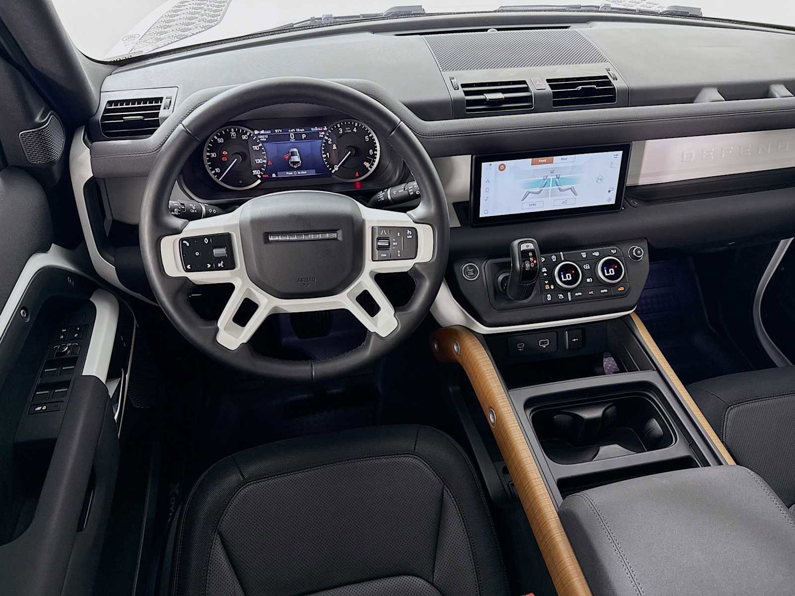 Used 2023 Land Rover Defender 110 X-Dynamic SE image 23