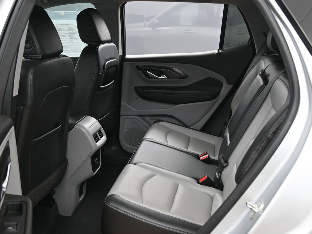 Used 2022 GMC Terrain SLT w/ Infotainment Package II image 35