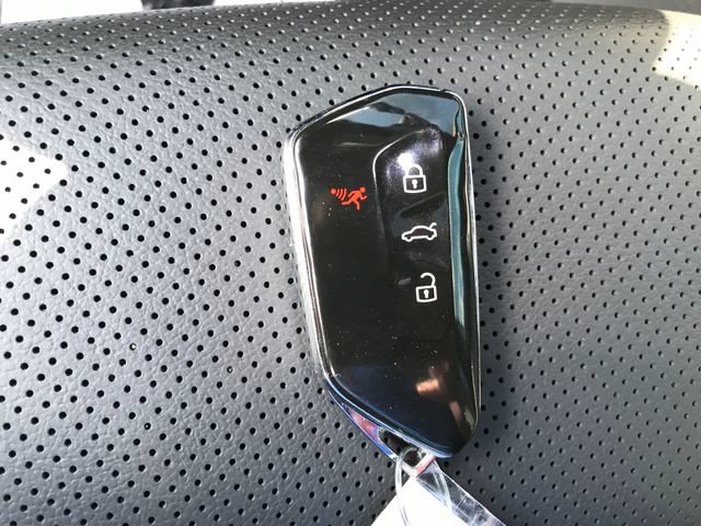 Used 2022 Volkswagen GTI SE w/ SE Leather Package FWD image 22