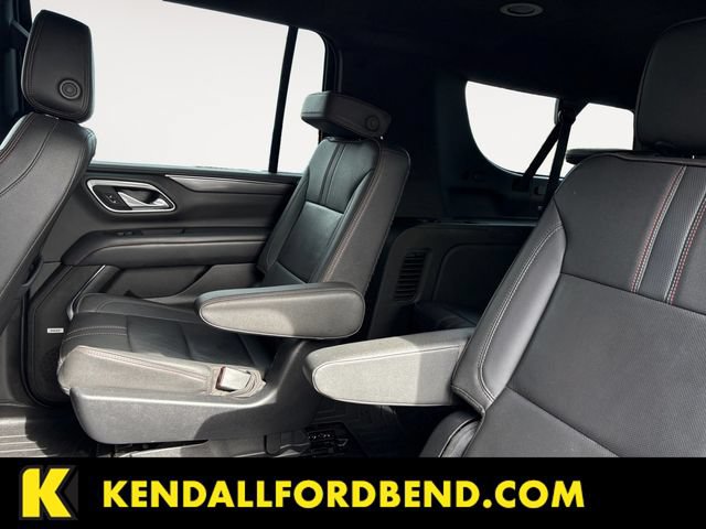 Used 2022 Chevrolet Suburban RST w/ Luxury Package AWD/4WD image 13