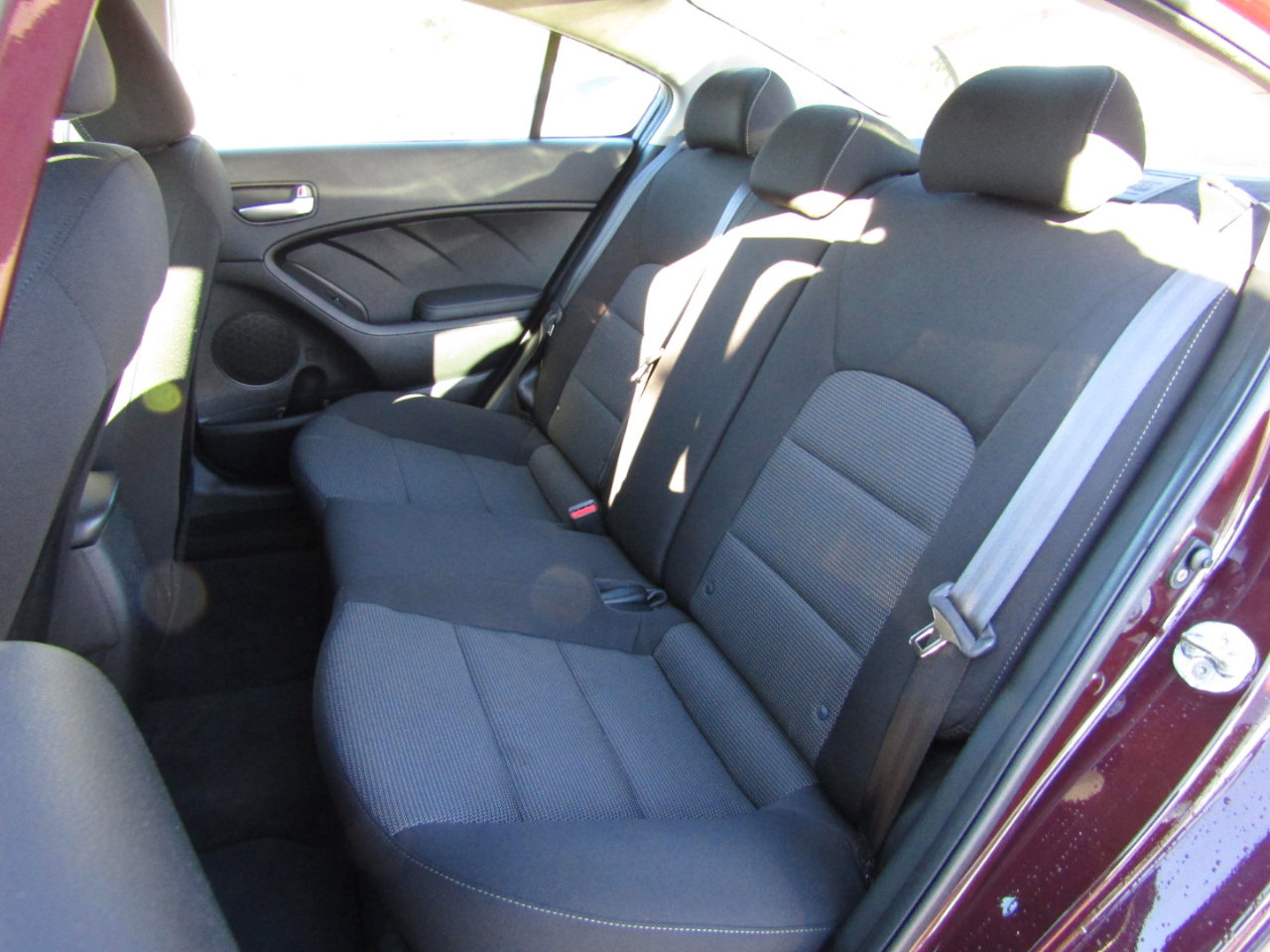 Used 2018 Kia Forte LX image 19