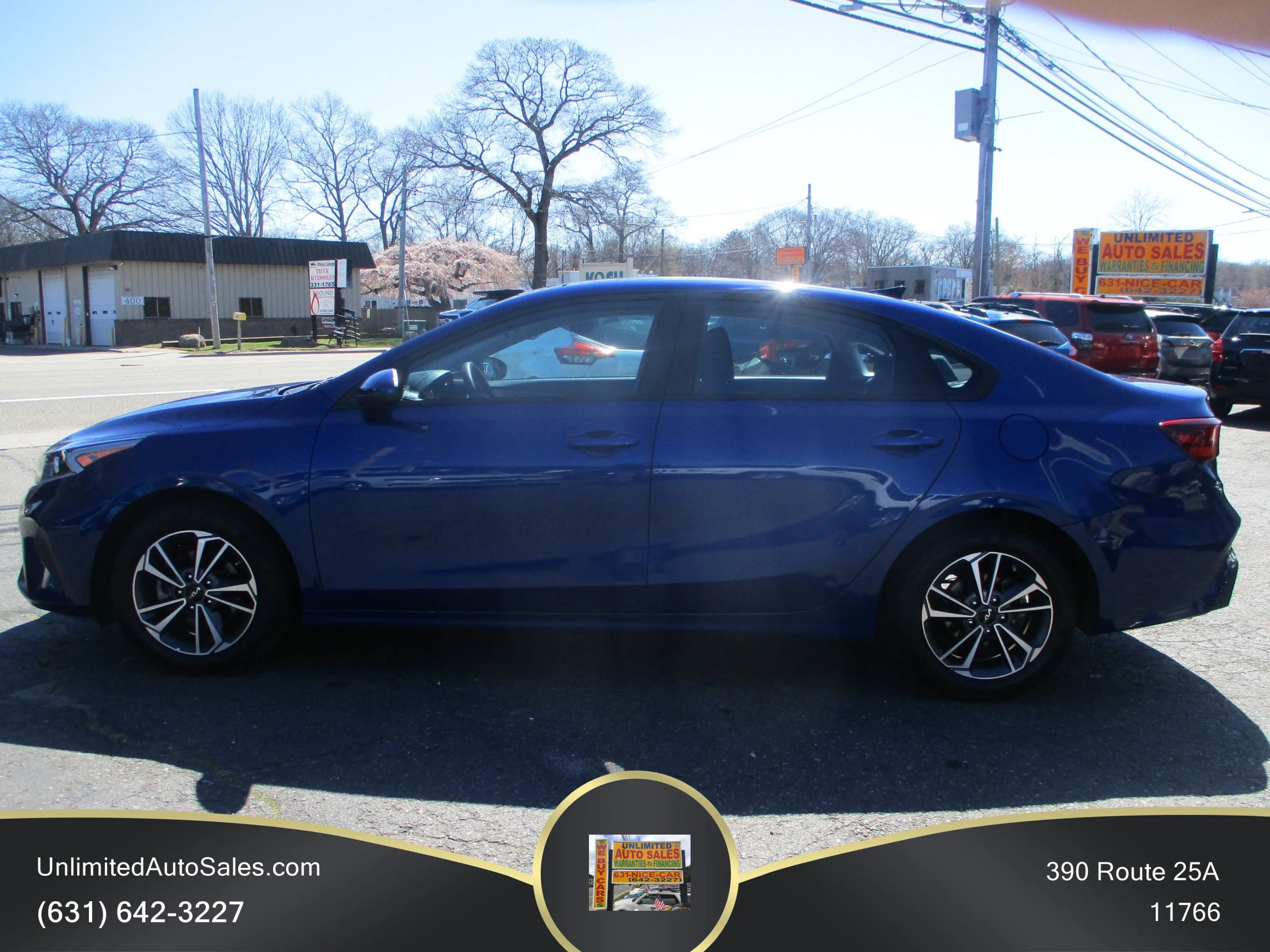 Used 2023 Kia Forte LXS FWD image 3