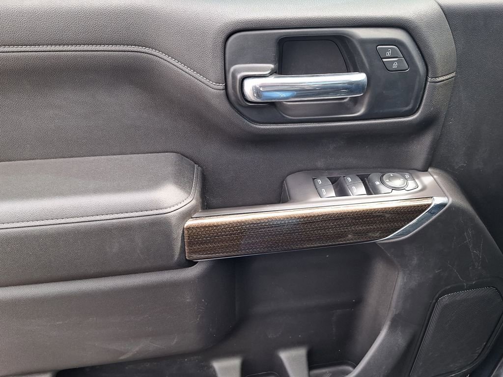 Used 2019 Chevrolet Silverado 1500 LT w/ Texas Edition AWD/4WD image 9