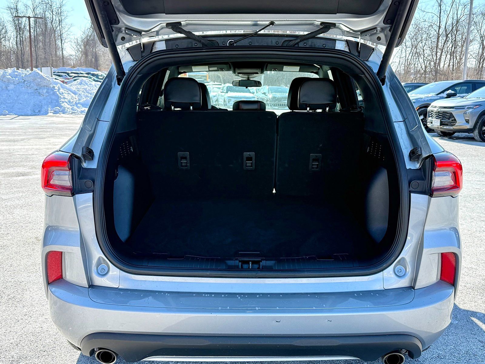 Used 2024 Ford Escape ST-Line image 12