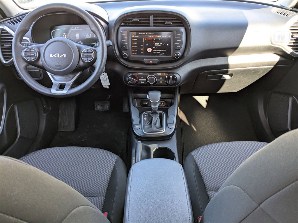 Used 2024 Kia Soul LX w/ Option Group 015 image 30