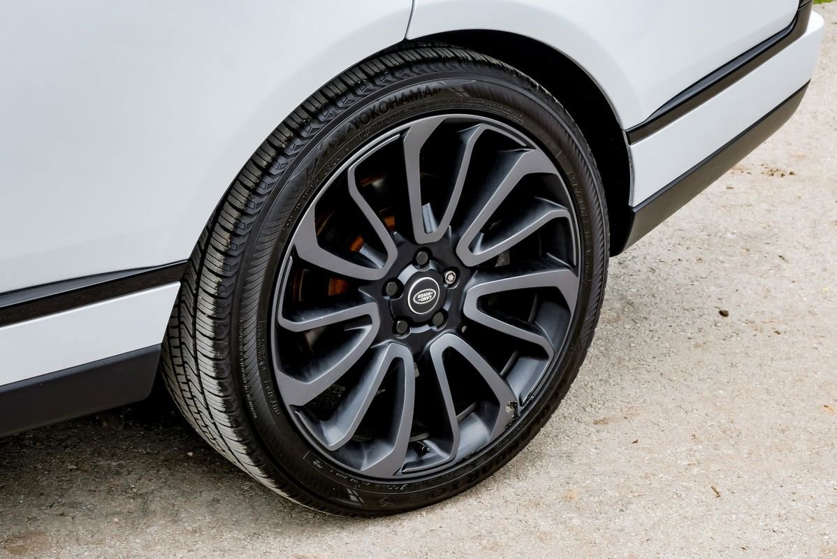 Used 2017 Land Rover Range Rover Supercharged image 63