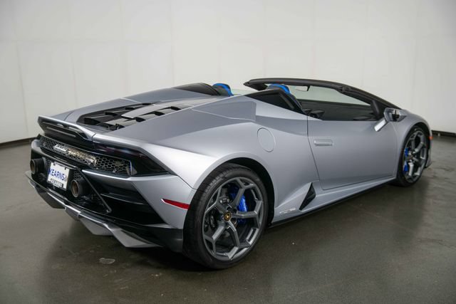 Used 2023 Lamborghini Huracan EVO RWD image 8