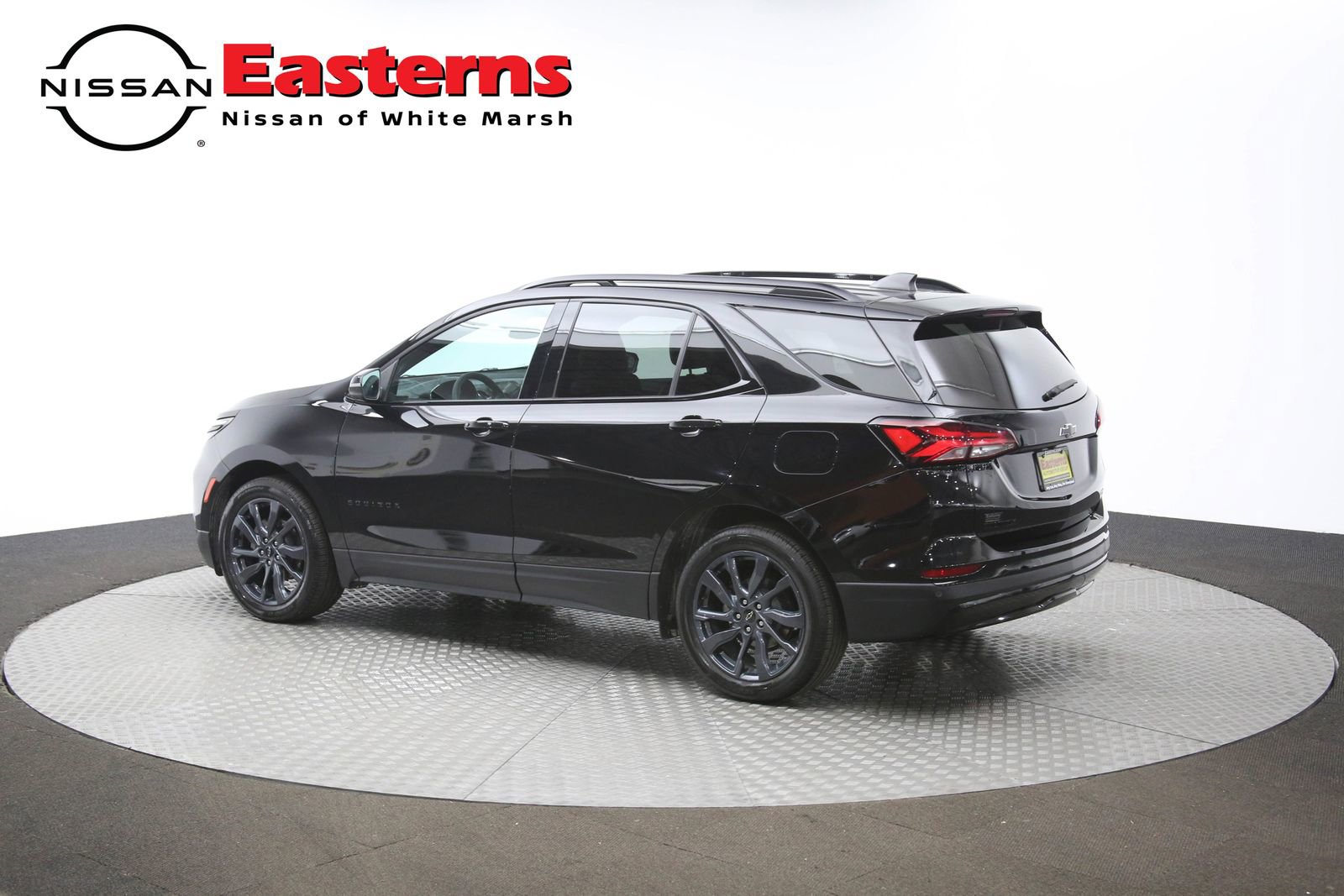 Used 2024 Chevrolet Equinox RS FWD image 61