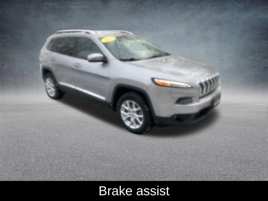 Used 2017 Jeep Cherokee Latitude image 9