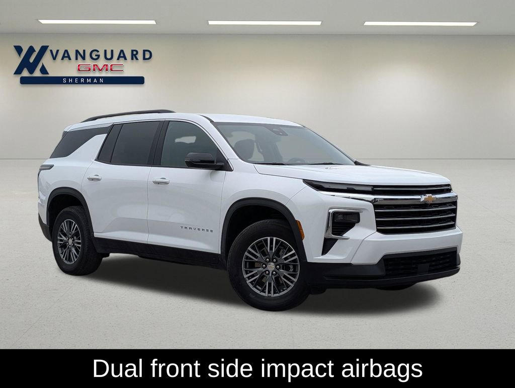 Used 2025 Chevrolet Traverse LT image 1