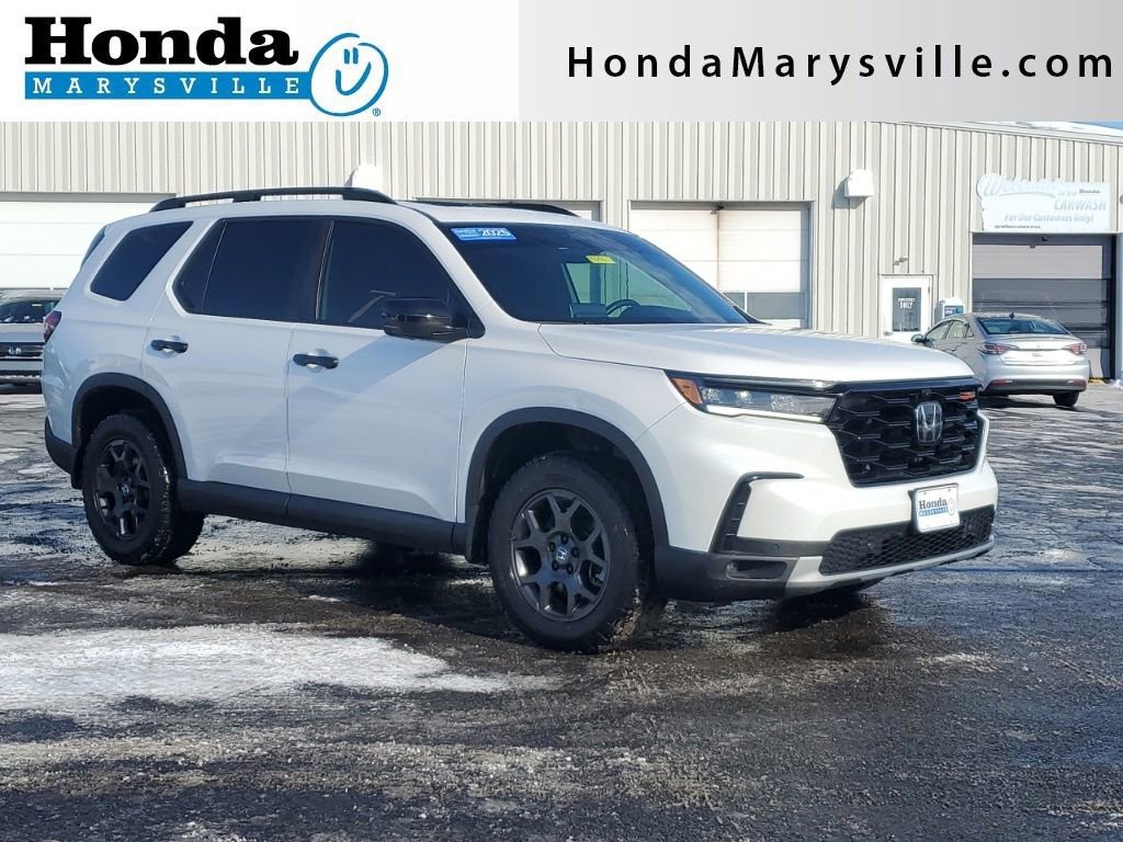 Certified 2025 Honda Pilot TrailSport