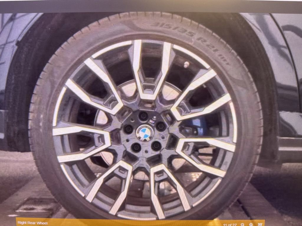 Used 2024 BMW X6 xDrive40i w/ Executive Package AWD/4WD image 11