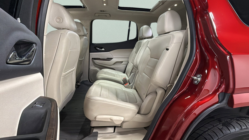 Used 2023 GMC Acadia Denali w/ Denali Ultimate Package image 37