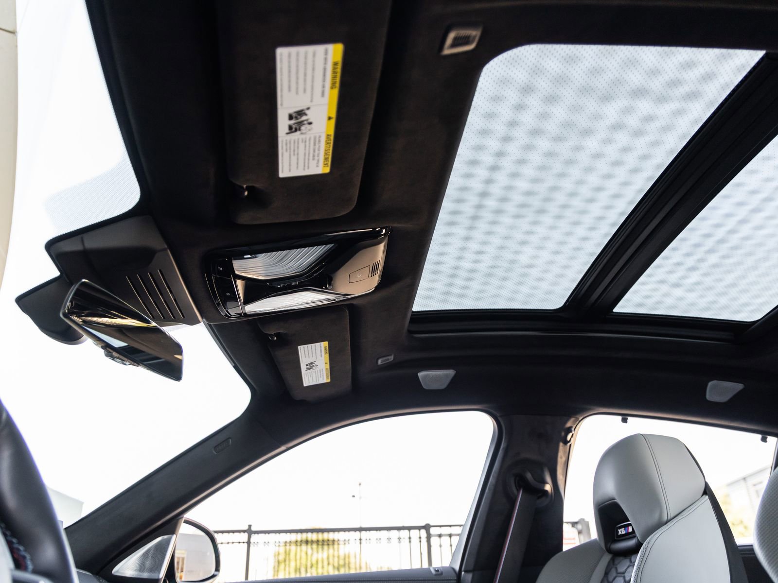 Used 2025 BMW X6 M Competition w/ Executive Package image 26