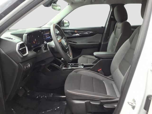 Used 2024 Chevrolet TrailBlazer LS w/ LS Confidence Package FWD image 10