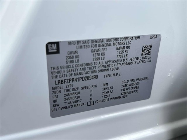 Used 2023 Buick Envision Essence w/ Technology Package I image 28