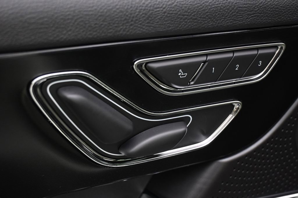 New 2026 Lincoln Corsair Premiere image 14