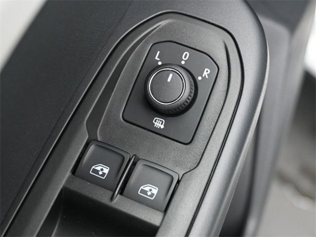 Certified 2025 Volkswagen Taos SE w/ Panoramic Sunroof Package image 12