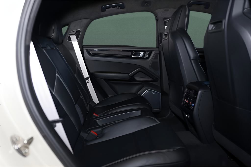 Used 2023 Porsche Cayenne Turbo GT image 16