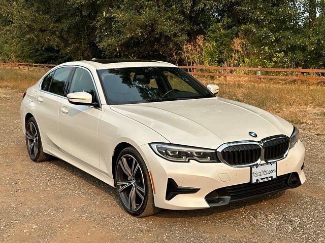 Used 2021 BMW 330i xDrive Sedan w/ Premium Package AWD/4WD image 2