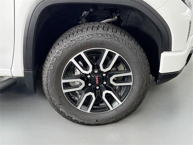 Used 2024 GMC Sierra 1500 AT4 w/ Technology Package image 40