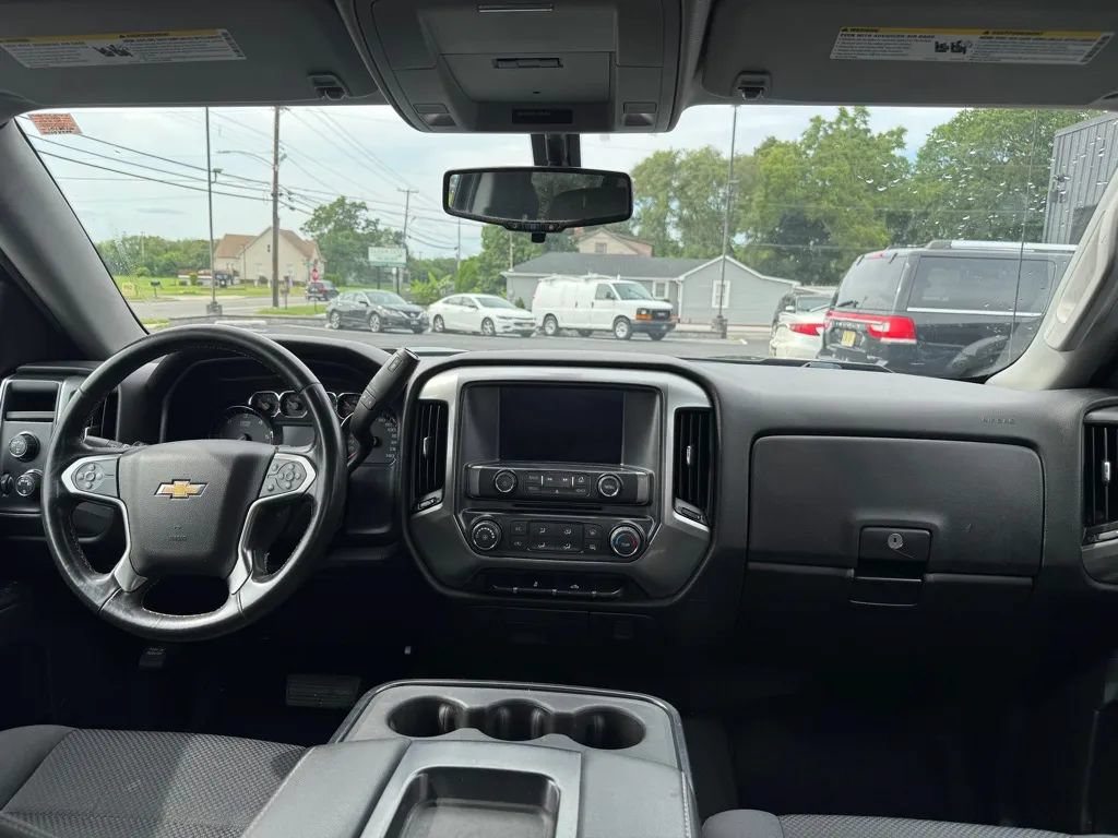 Used 2019 Chevrolet Silverado 1500 LT AWD/4WD image 9