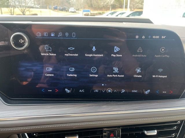 Used 2026 Chevrolet Suburban LT w/ Comfort Package image 11