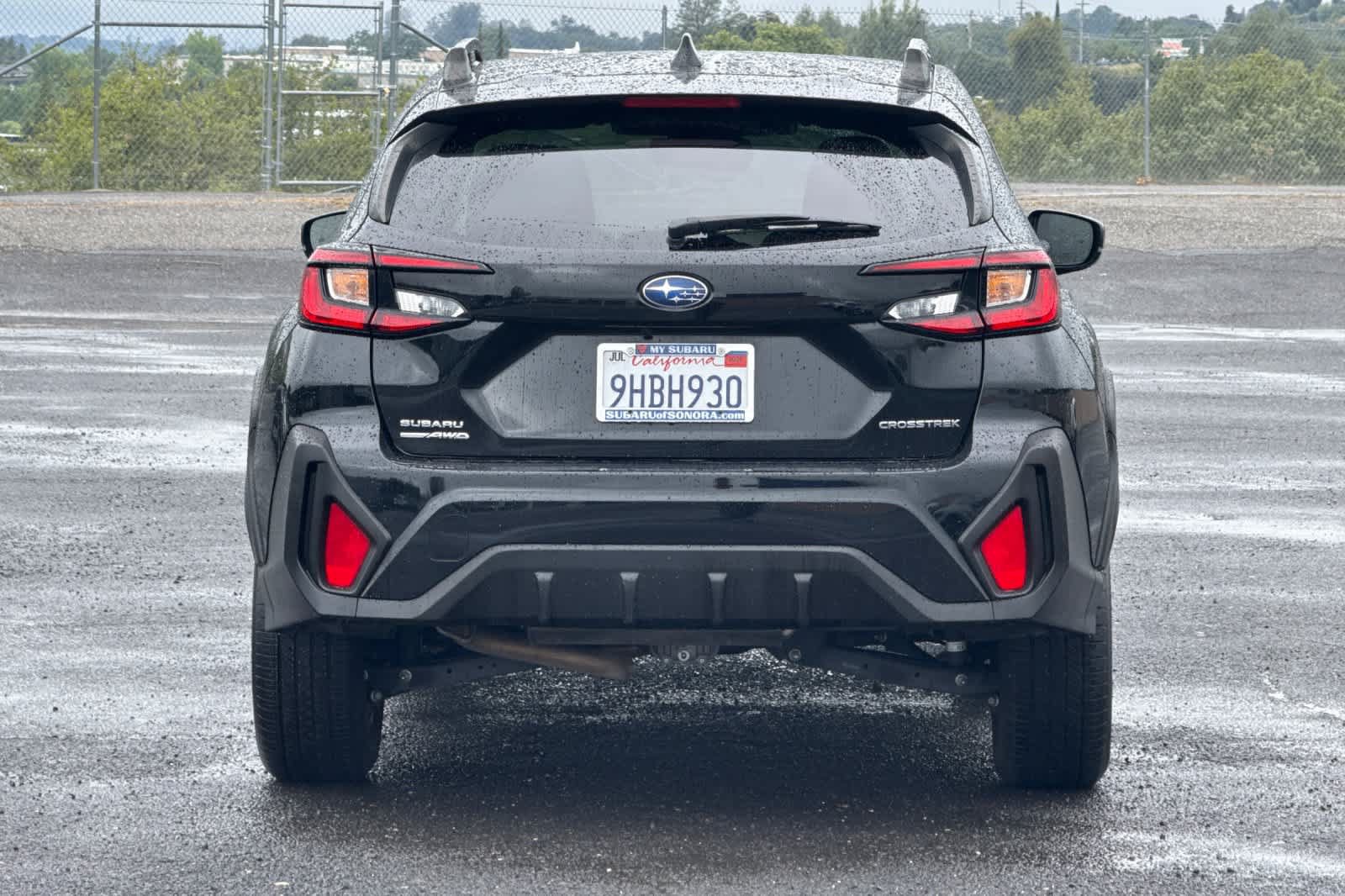 Used 2024 Subaru Crosstrek 2.0i Premium w/ Crosstrek Mirror Package AWD/4WD image 4