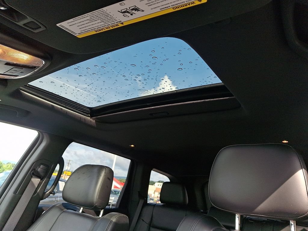 Used 2020 Jeep Grand Cherokee Limited w/ Premium Lighting Group AWD/4WD image 14